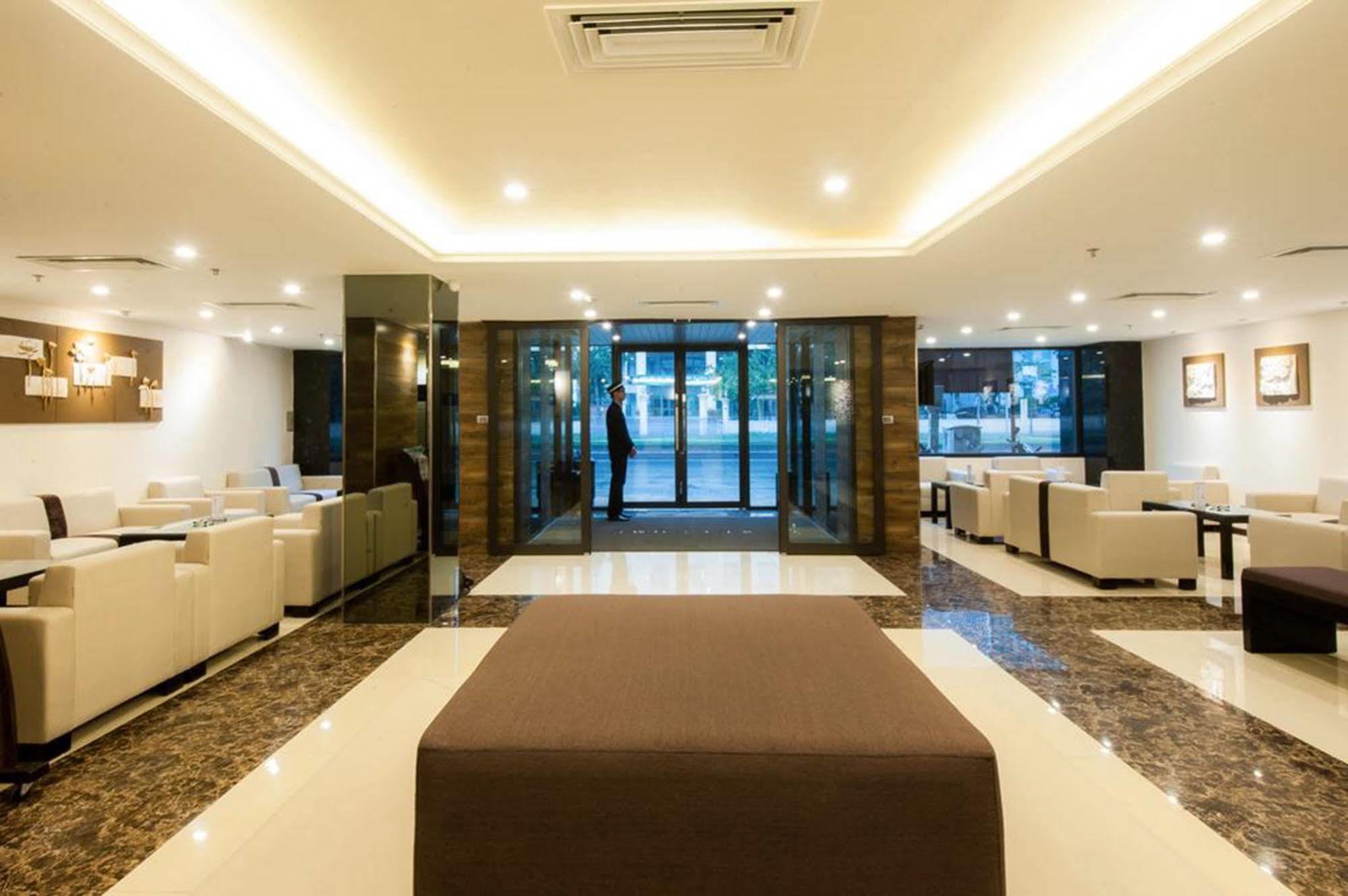 Sakura Hotel Ханой Экстерьер фото